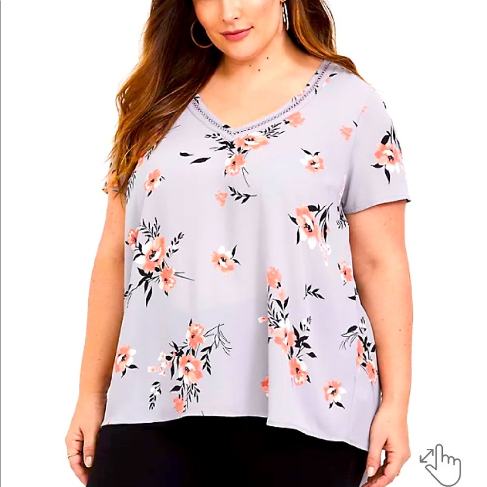 TORRID SIZE 3 GREY FLORAL GEORGETTE EYELET BLOUSE